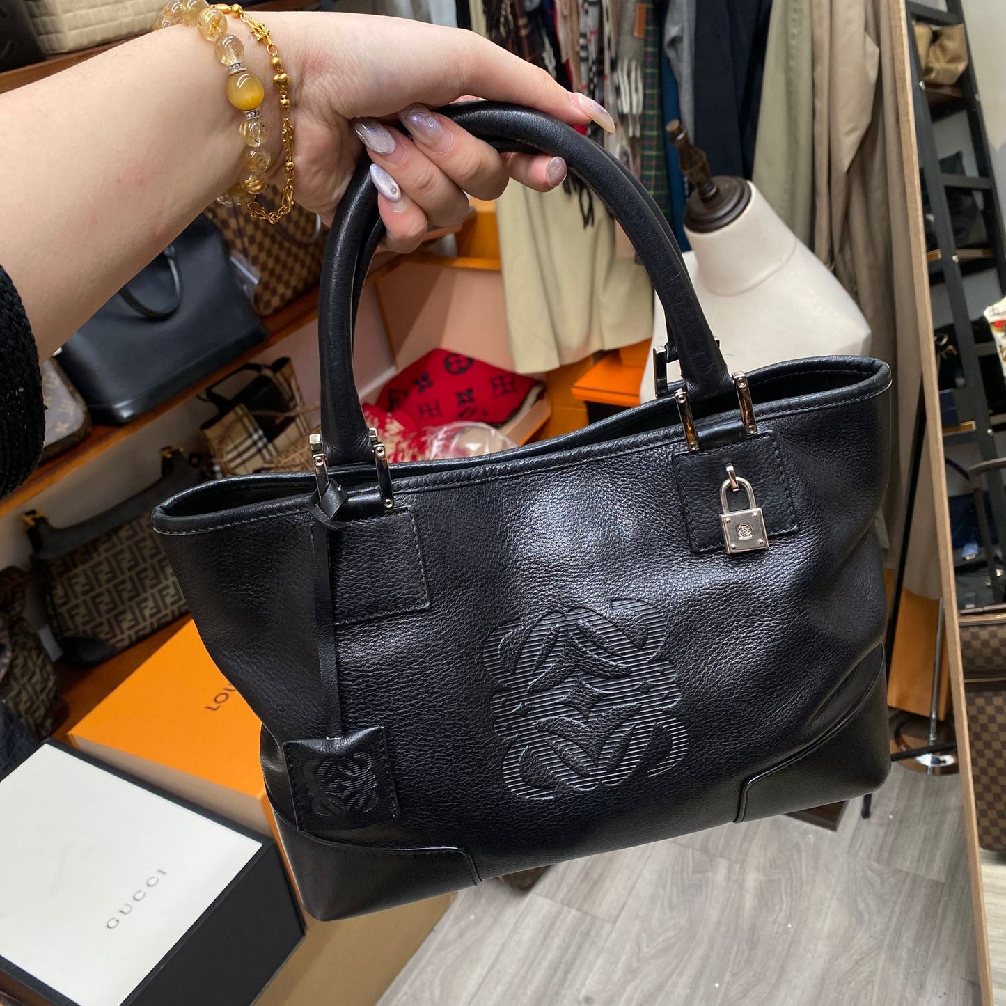 LOEWE 手挽袋 有塵袋