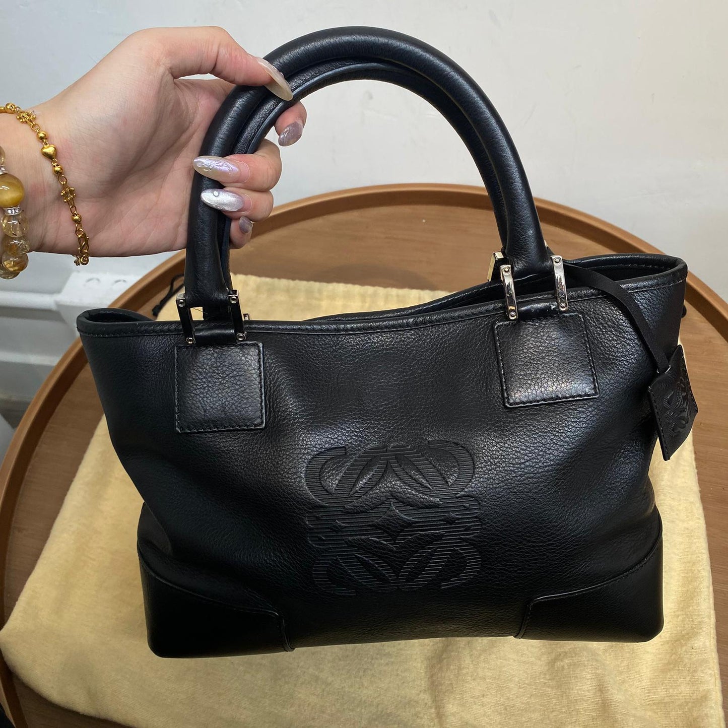 LOEWE 手挽袋 有塵袋