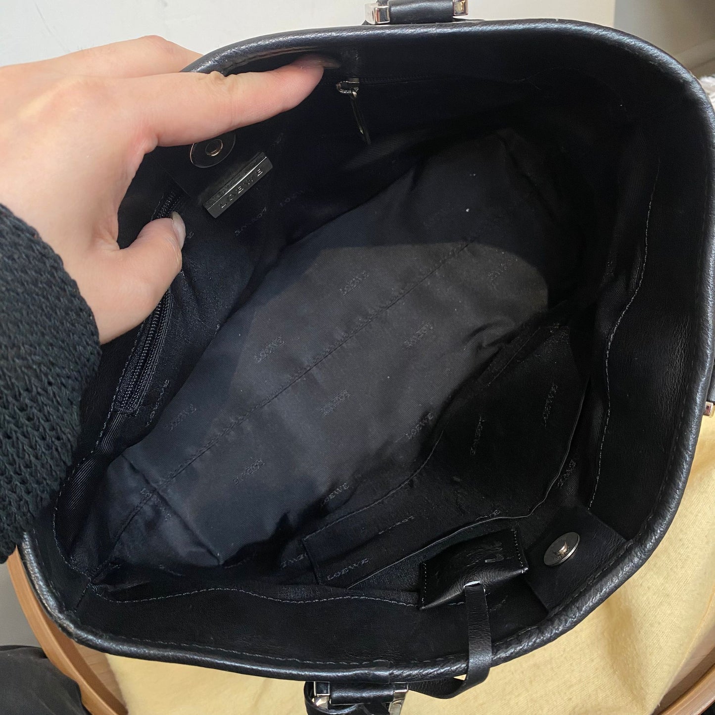 LOEWE 手挽袋 有塵袋