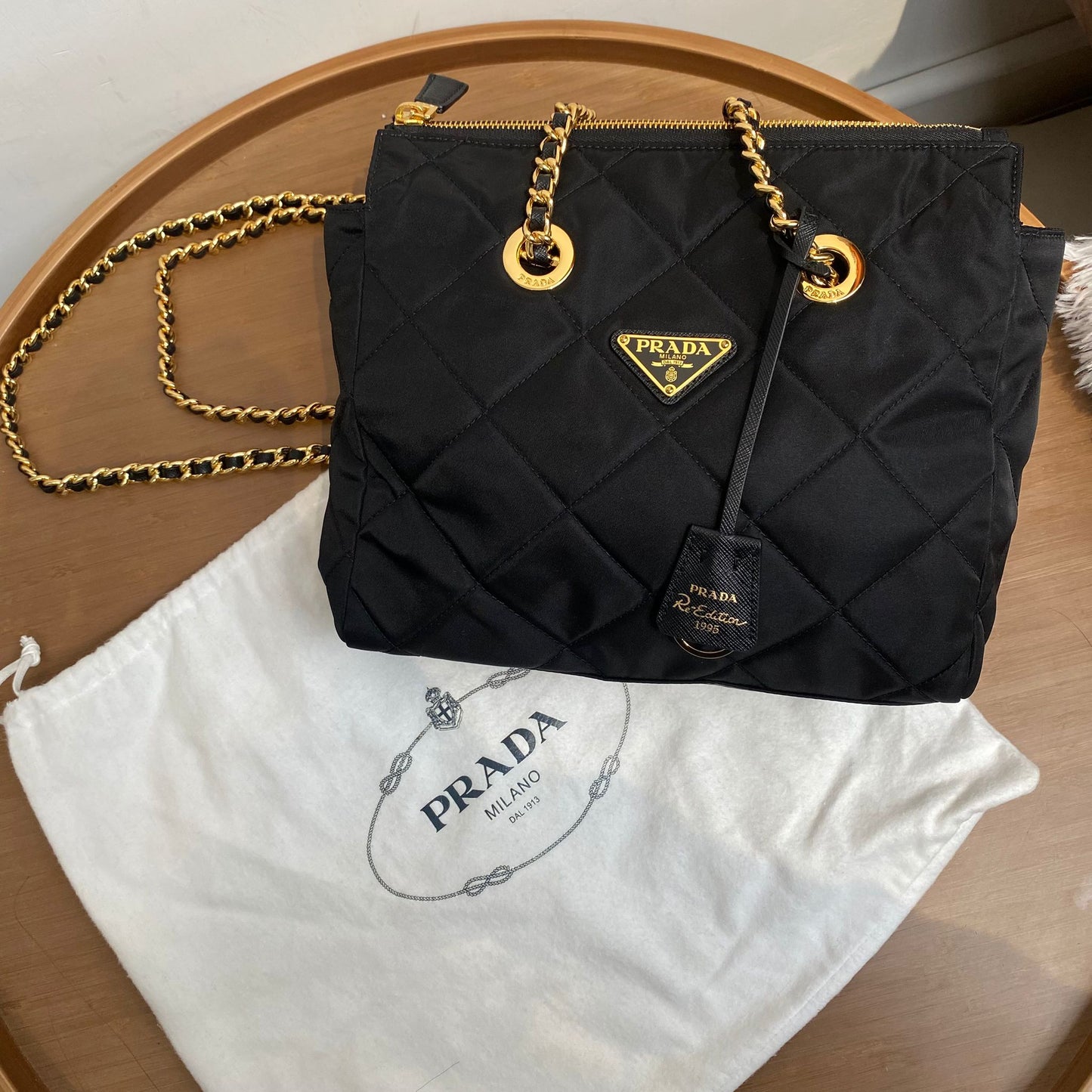 Prada Re-Edition 1995 Chaîne small Re-Nylon tote bag 有塵袋