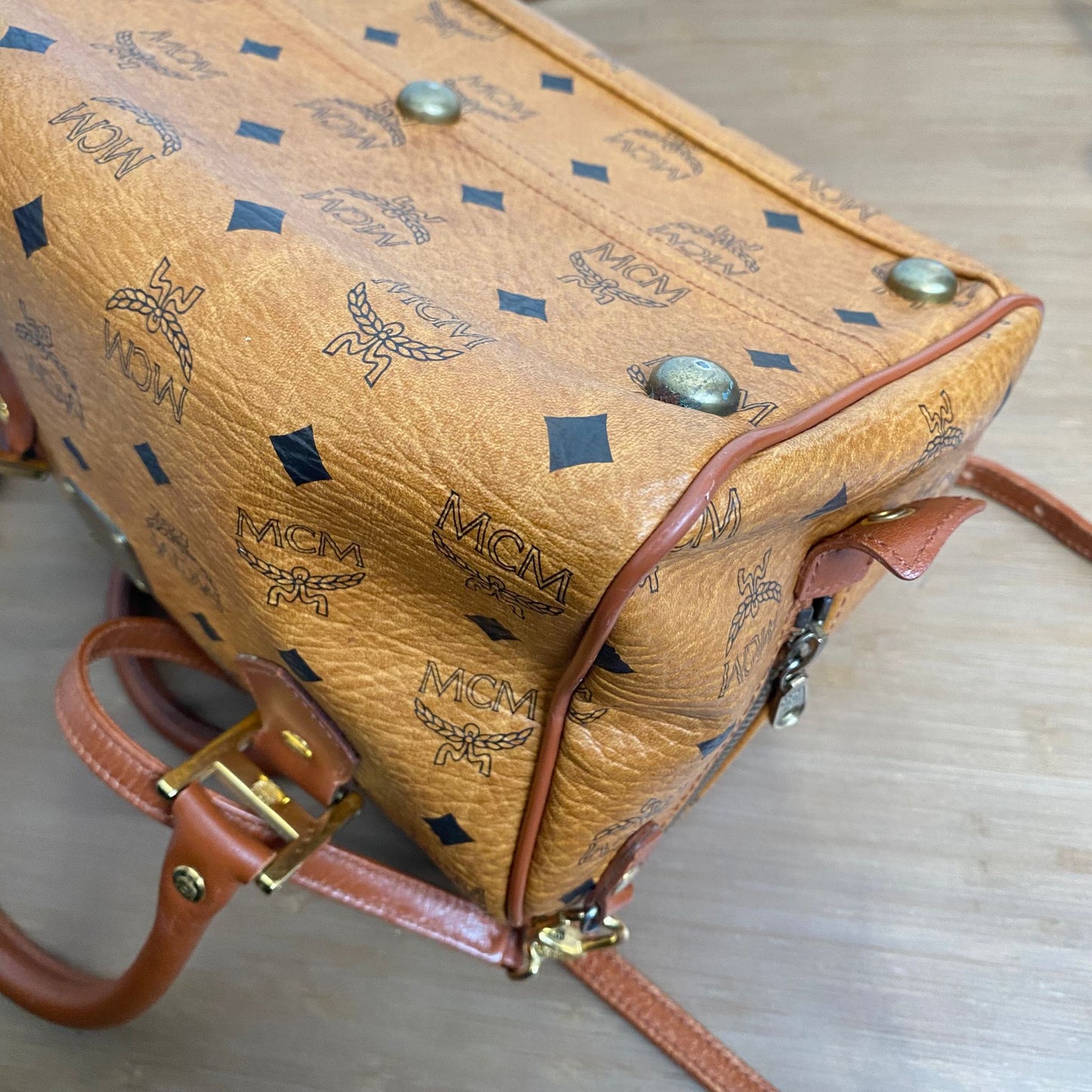MCM 細boston