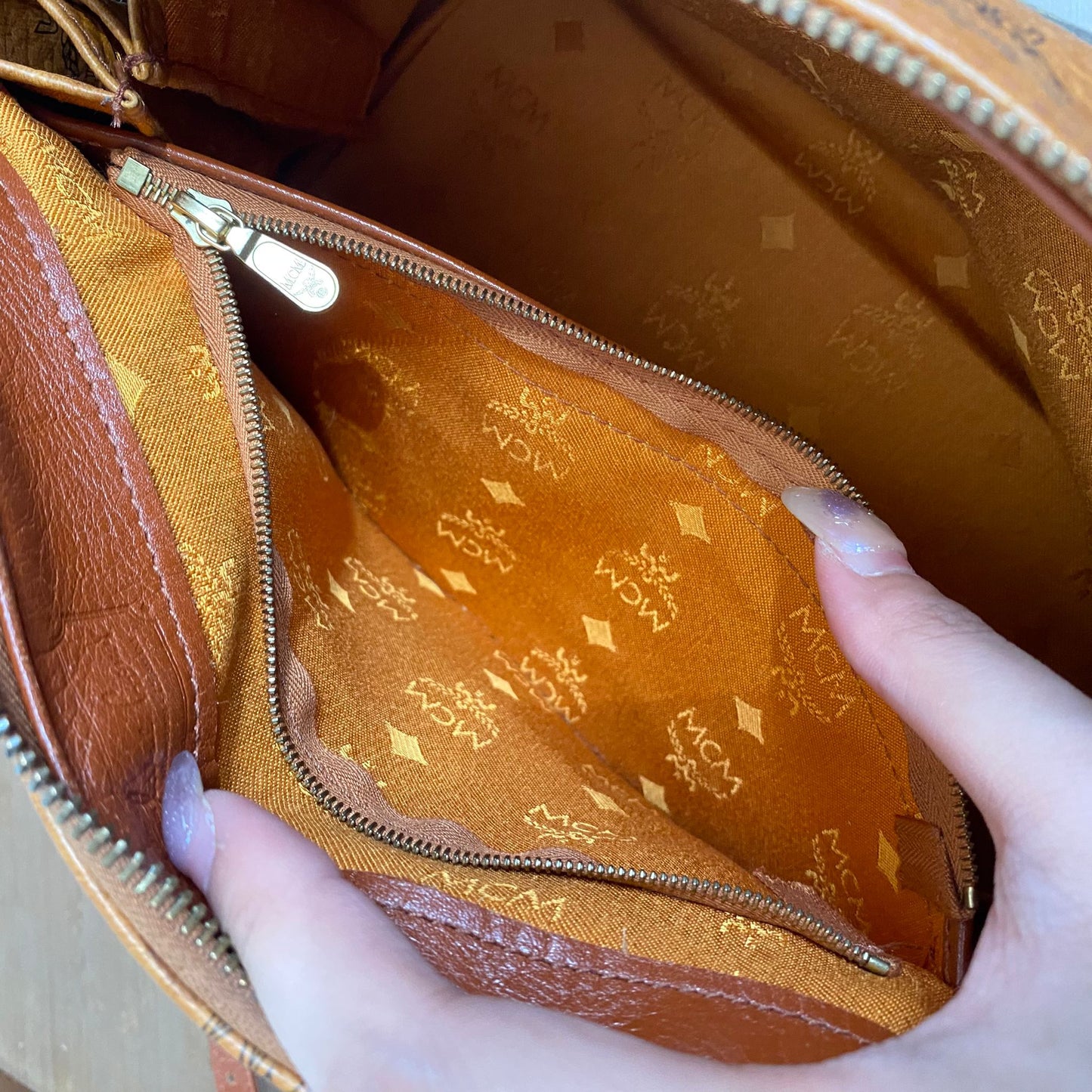 MCM 細boston