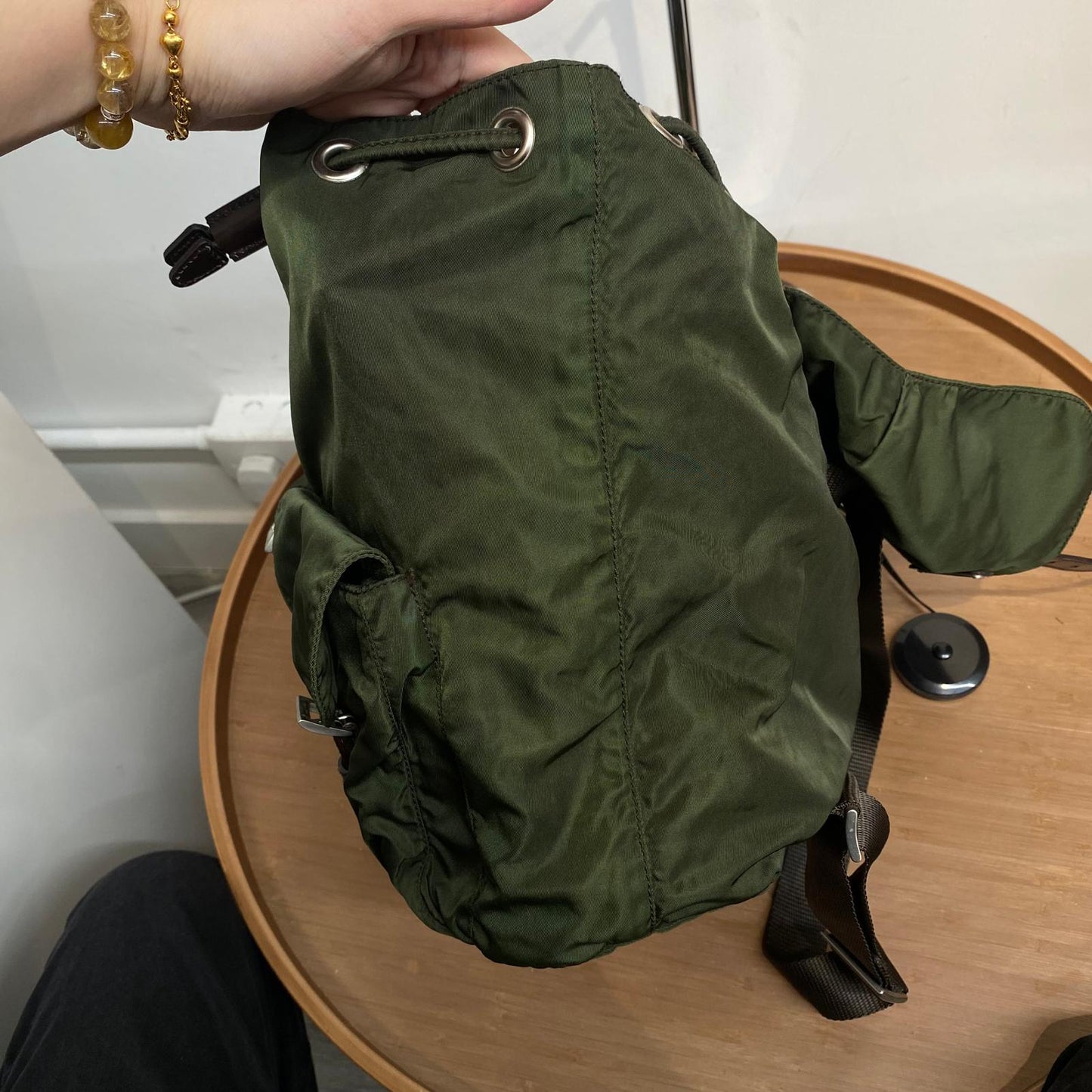 Prada軍綠背囊