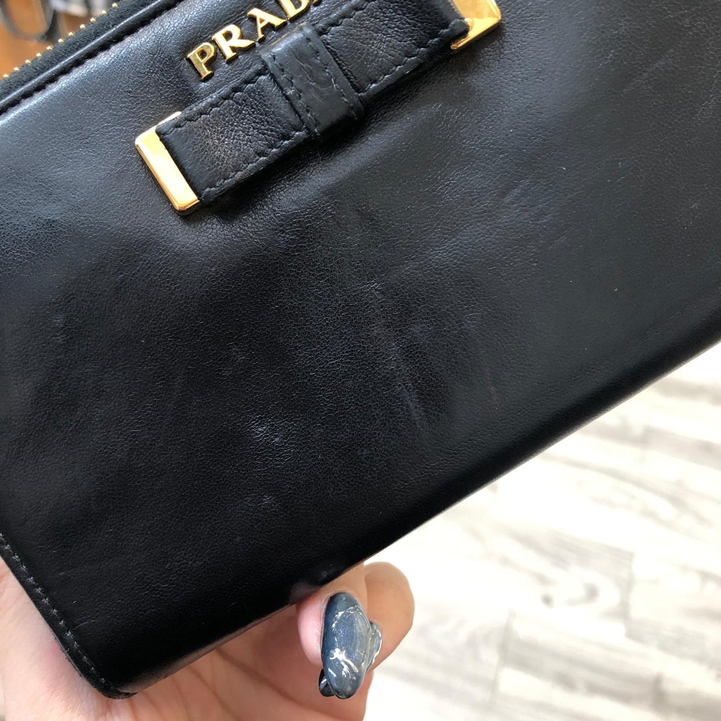 PRADA黑色長銀包
