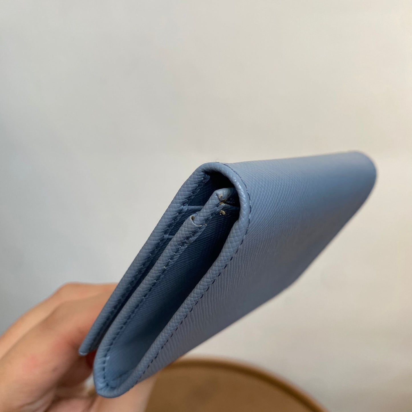 Prada淺藍卡片套 有盒