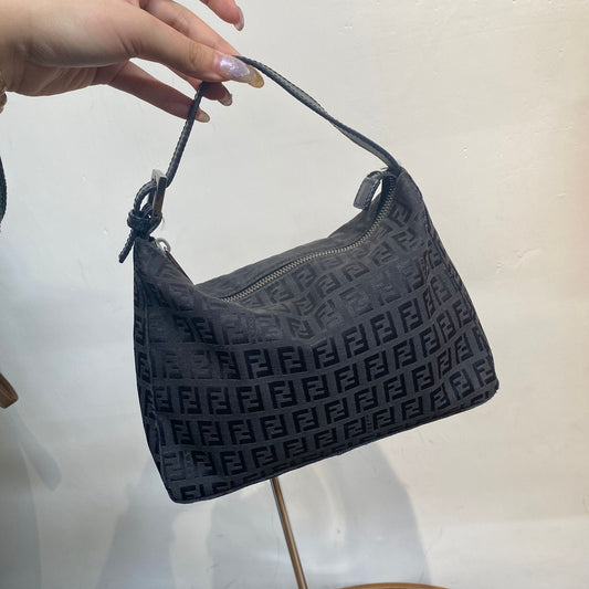 FENDI 飯盒袋