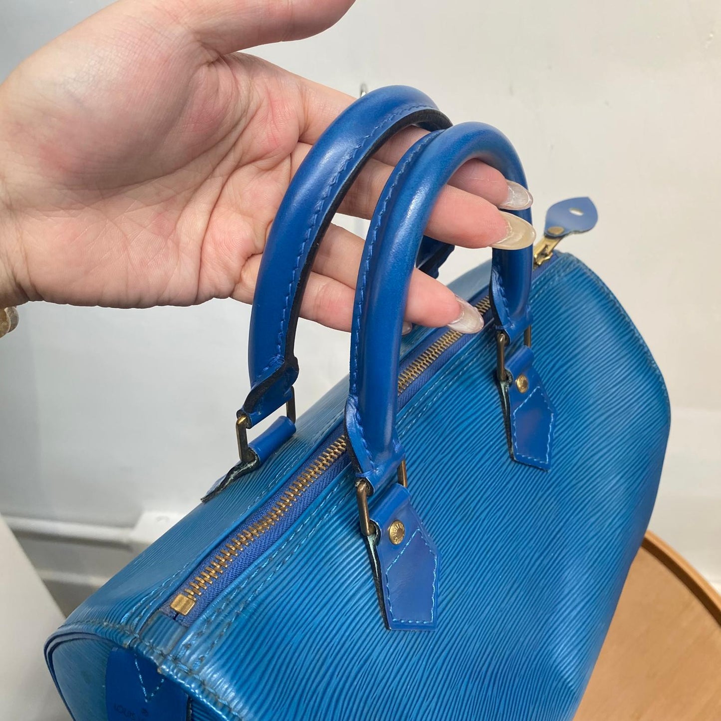 LV SPEEDY 25 EPI 水波紋