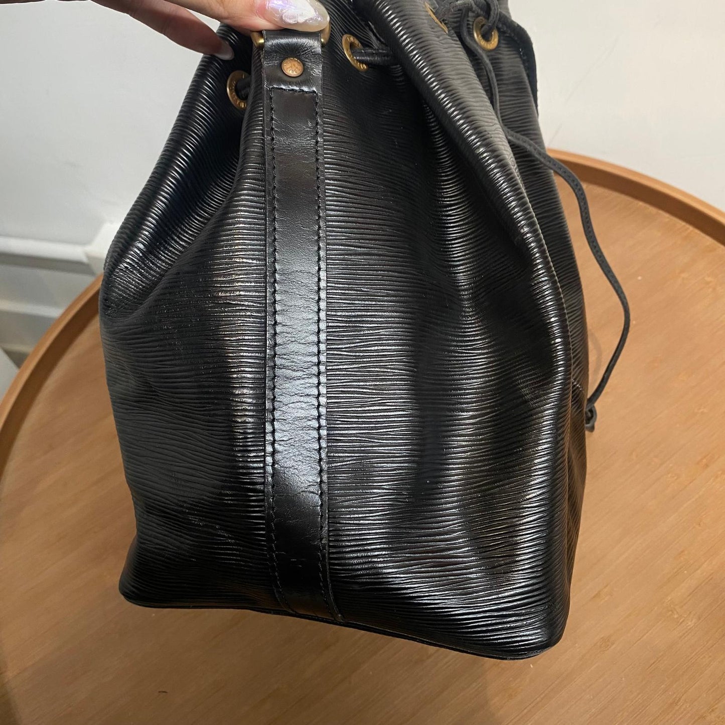 LV EPI 水波紋水桶袋 M59012