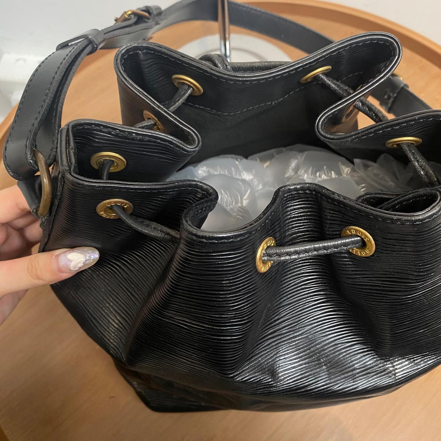 LV EPI 水波紋水桶袋 M59012