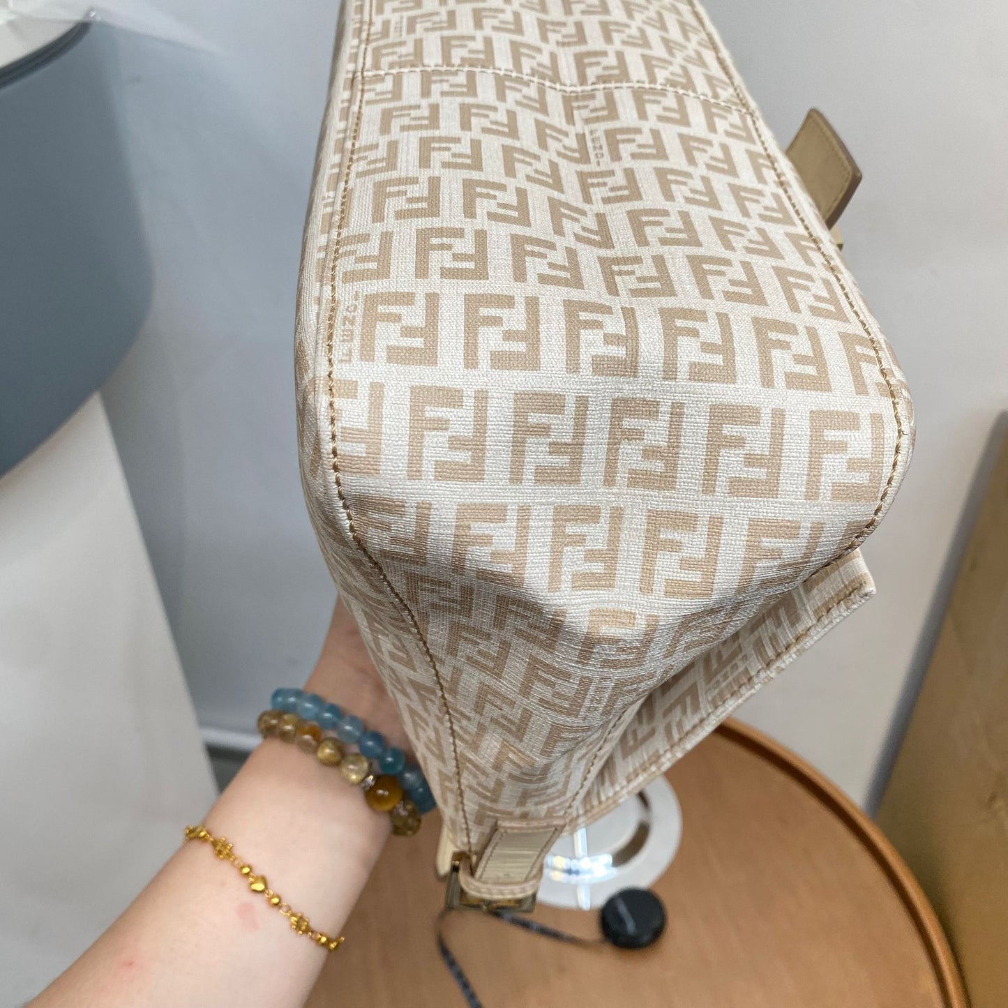 Fendi 白色法棍