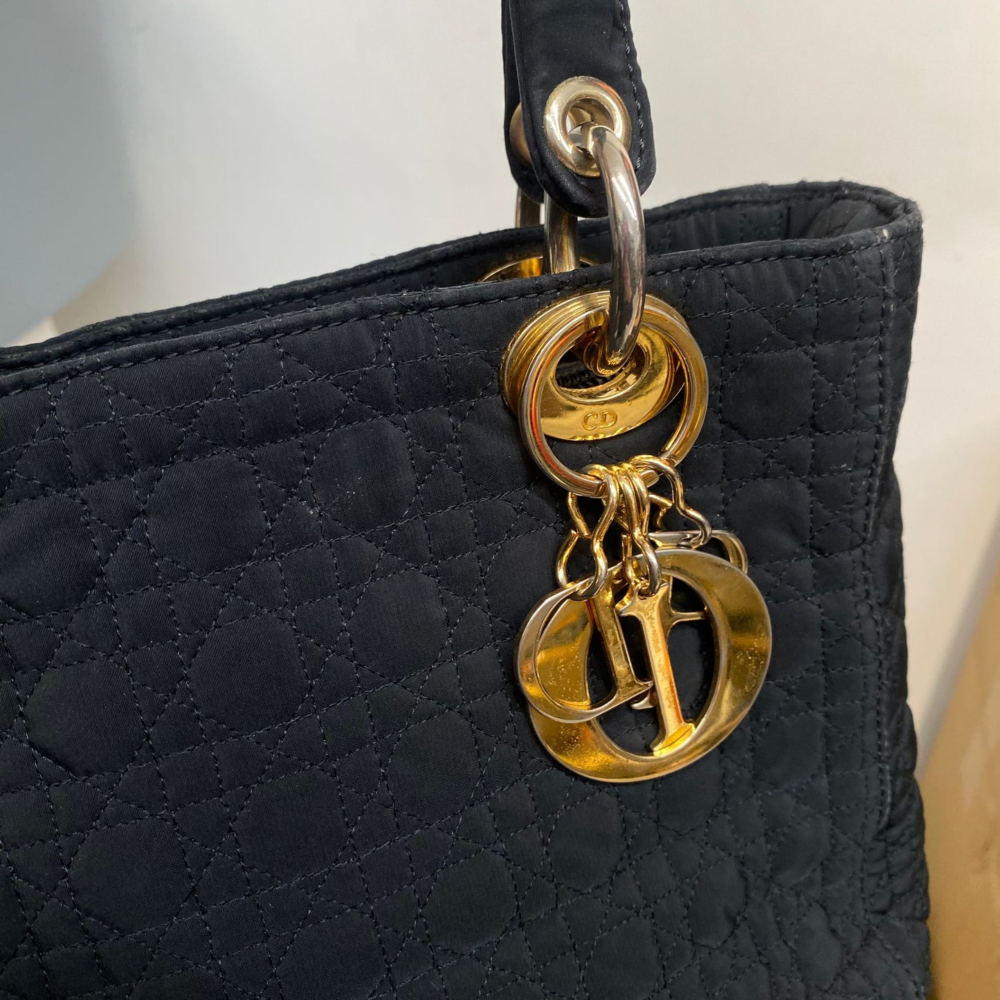 Lady Dior 手挽袋