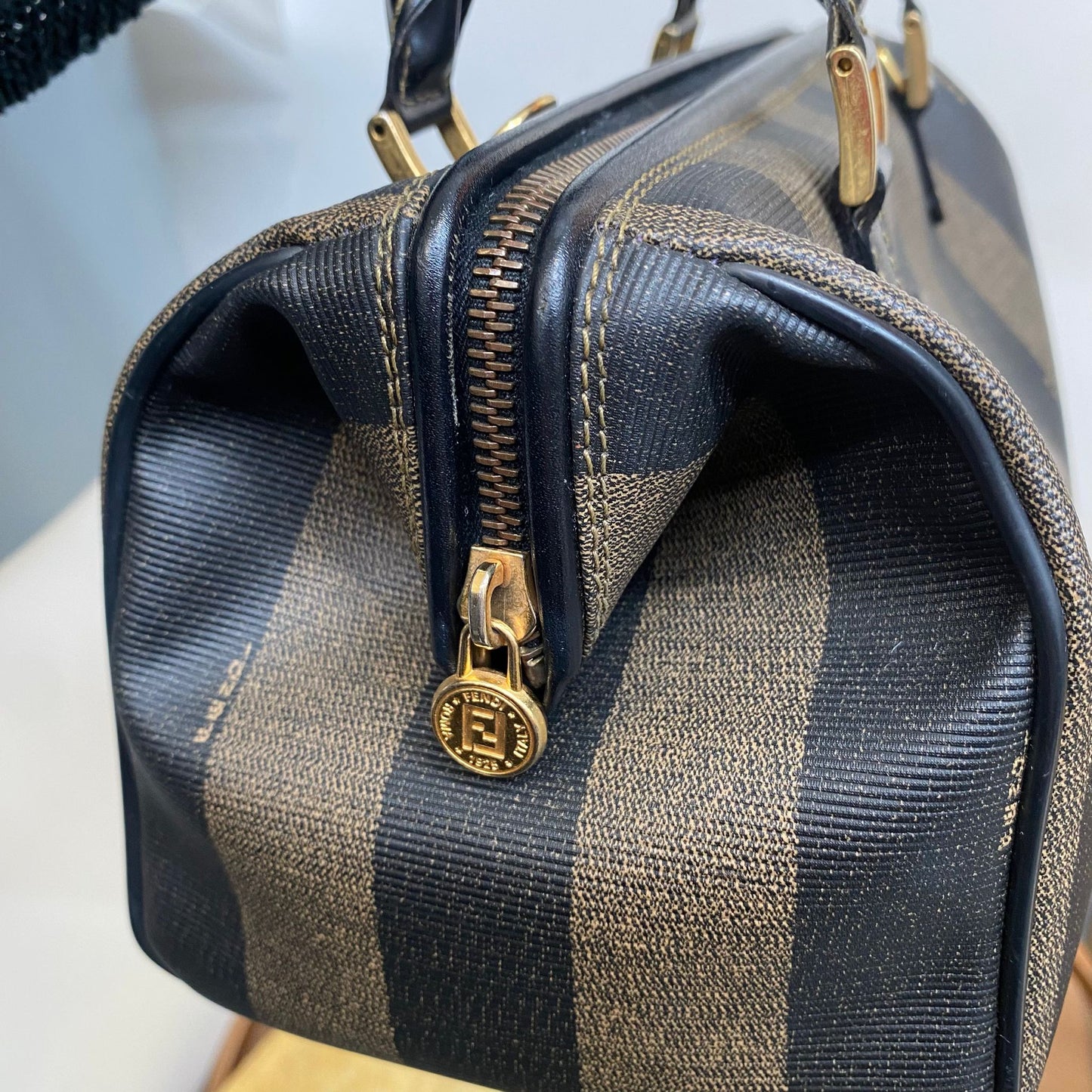 Fendi Boston 有塵袋
