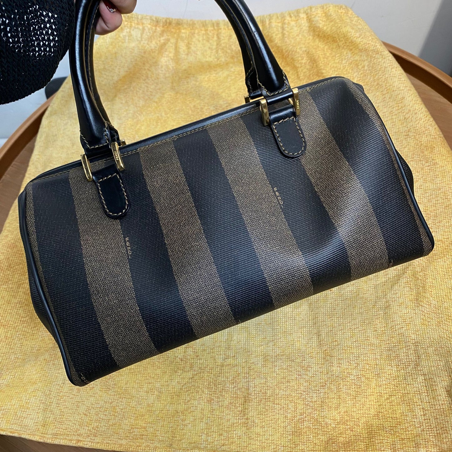 Fendi Boston 有塵袋