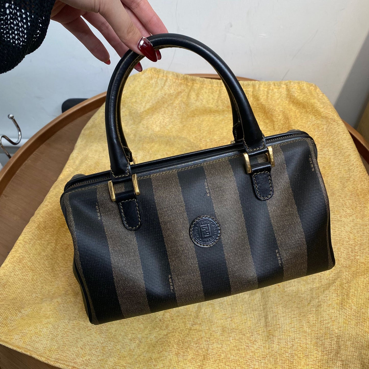 Fendi Boston 有塵袋
