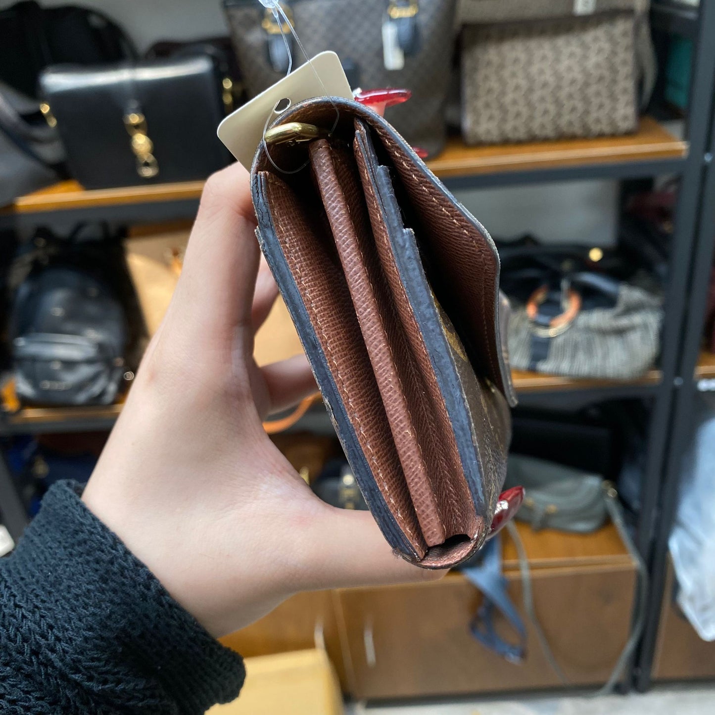 LV老花長銀包