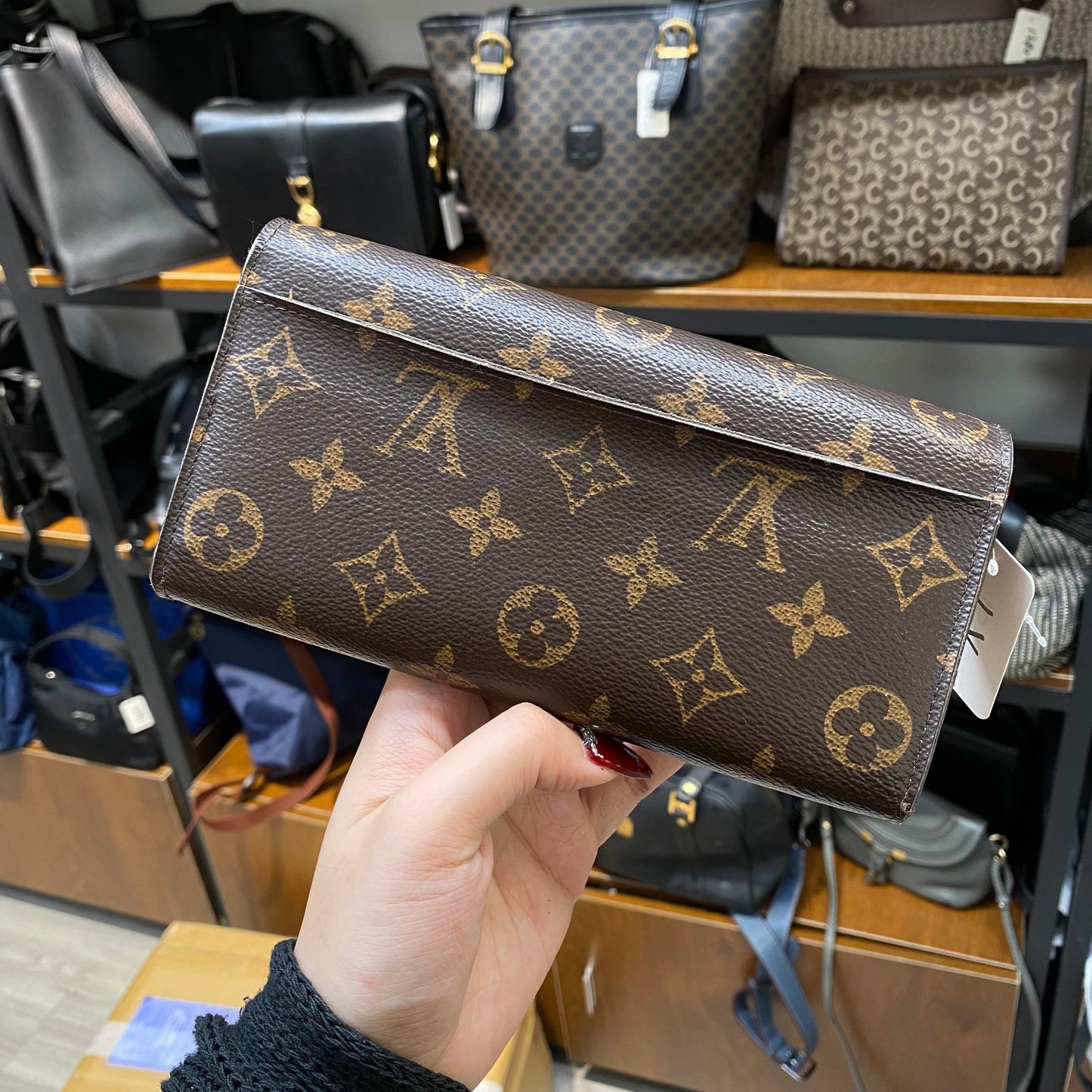 LV老花長銀包