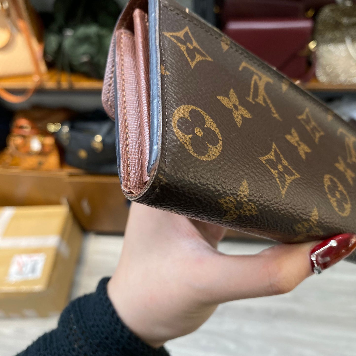 LV老花長銀包