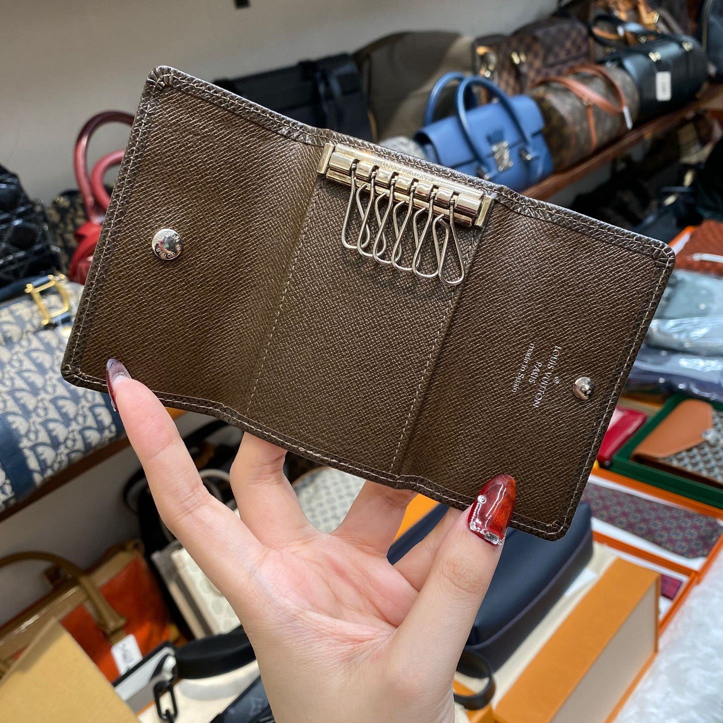 LV 鎖匙包