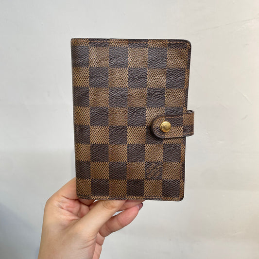 LV棋盤手帳