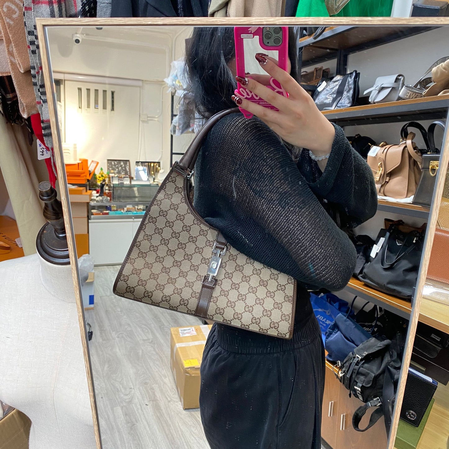 Gucci腋下包