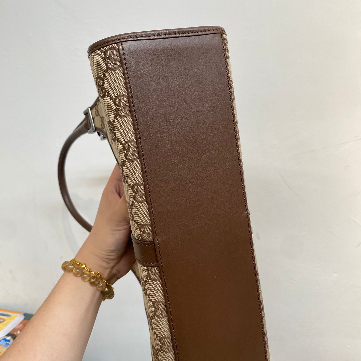 Gucci腋下包
