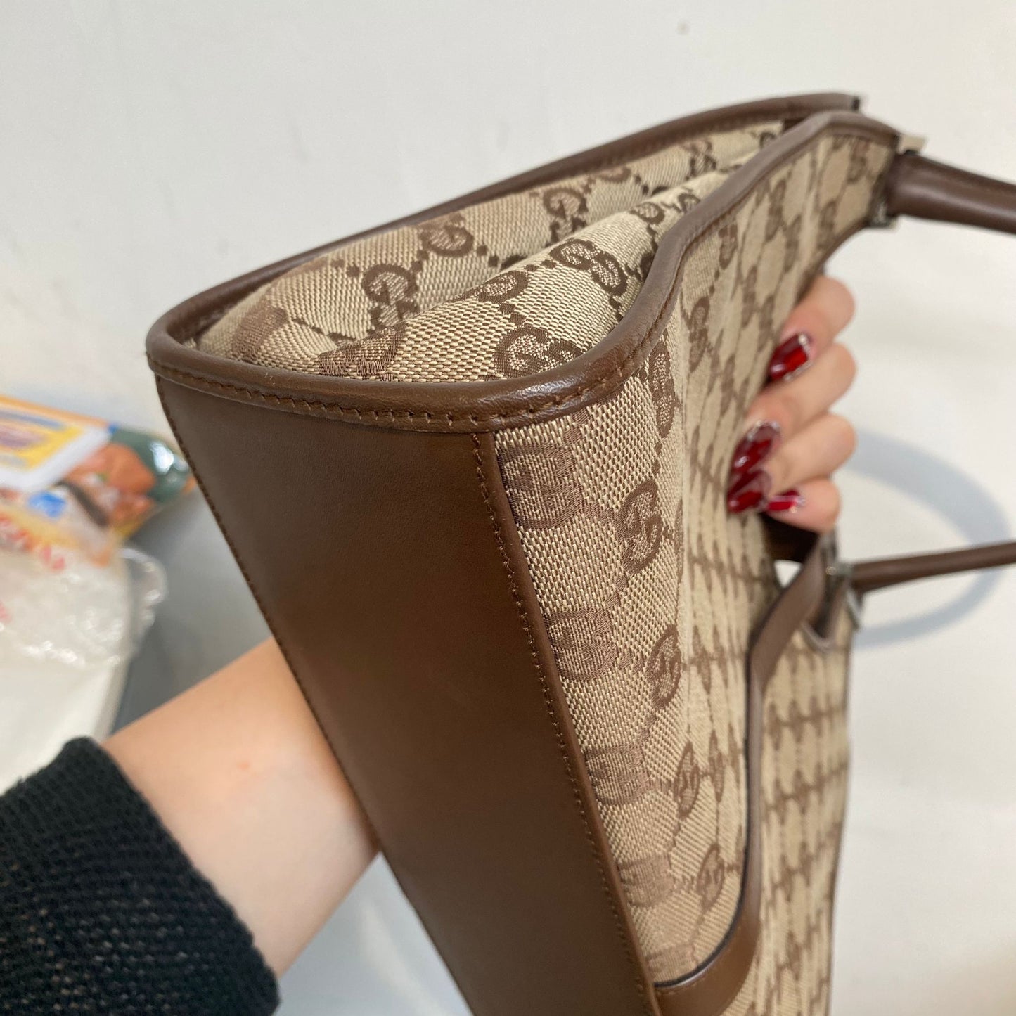 Gucci腋下包