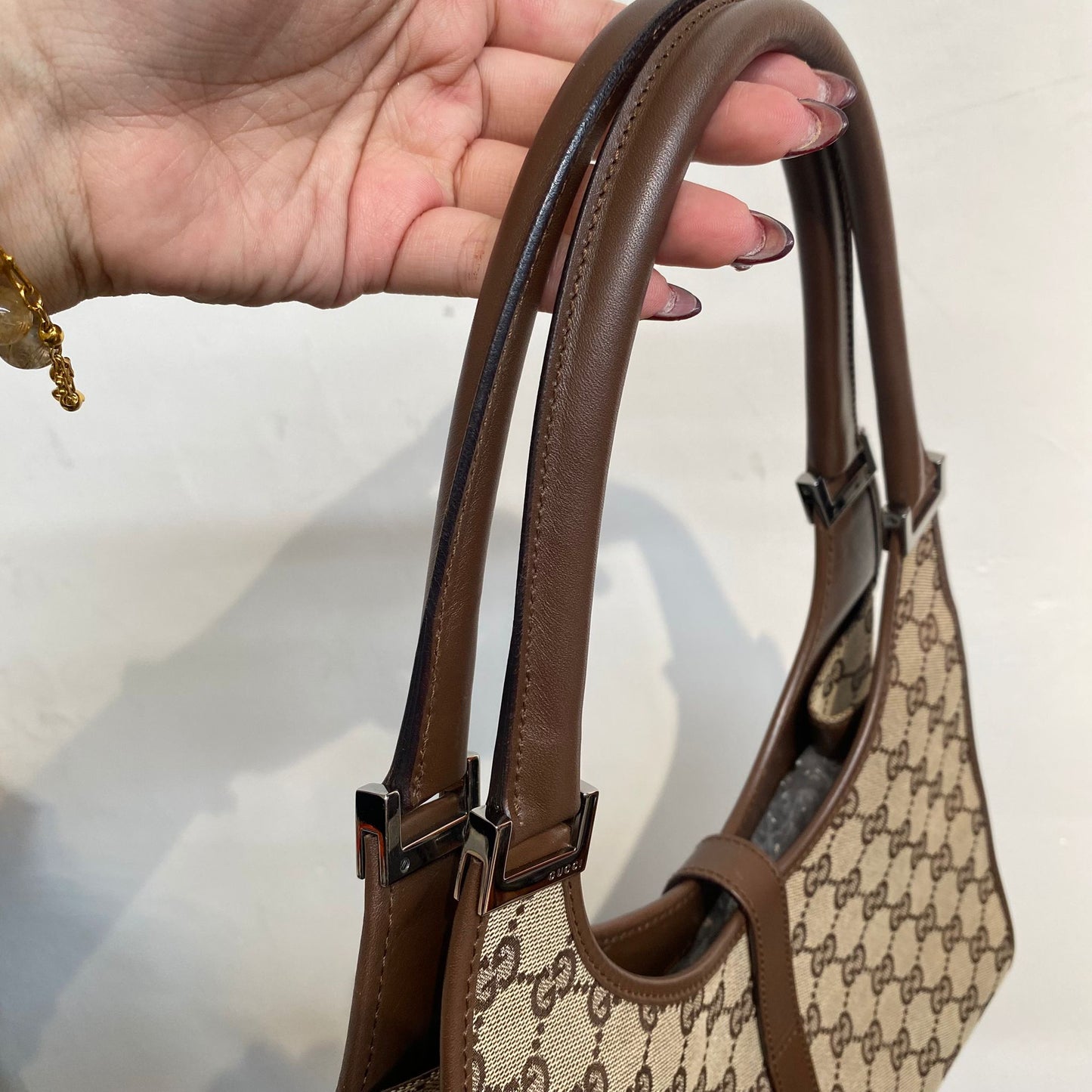 Gucci腋下包