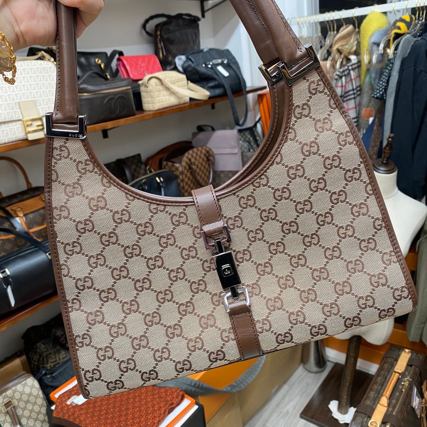 Gucci腋下包