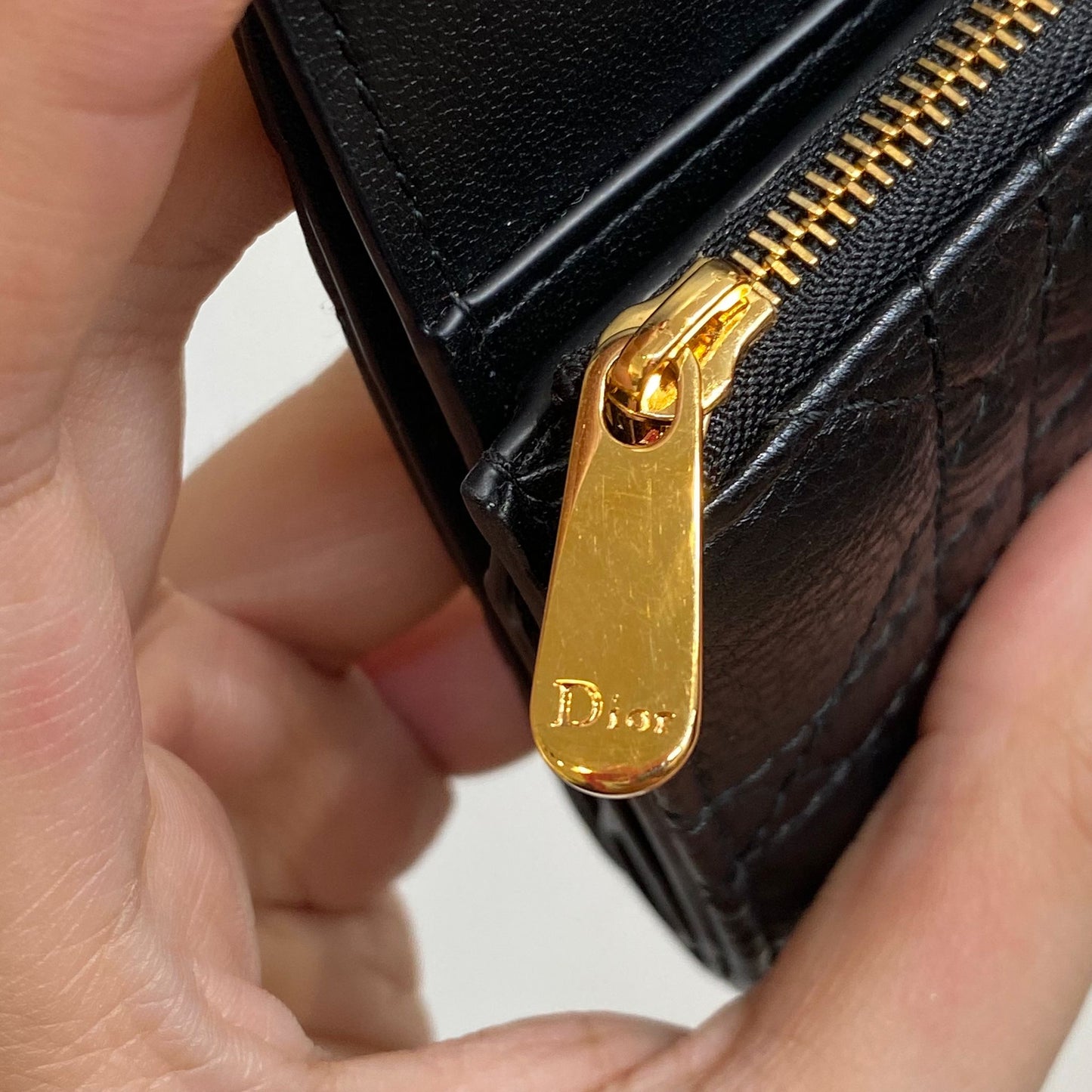 Dior Caro Hibiscus 銀包 有盒有塵袋