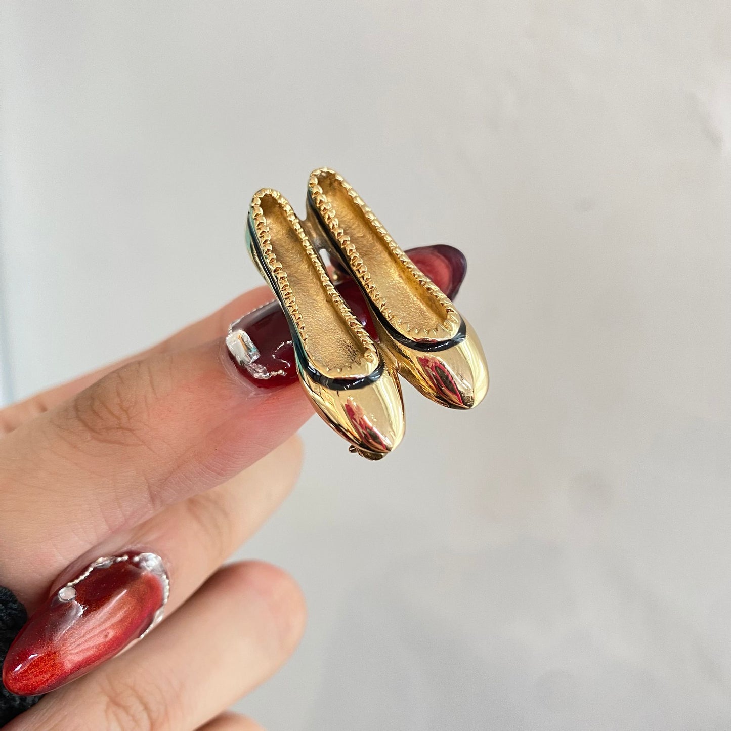 Ferragamo 高踭鞋心口針