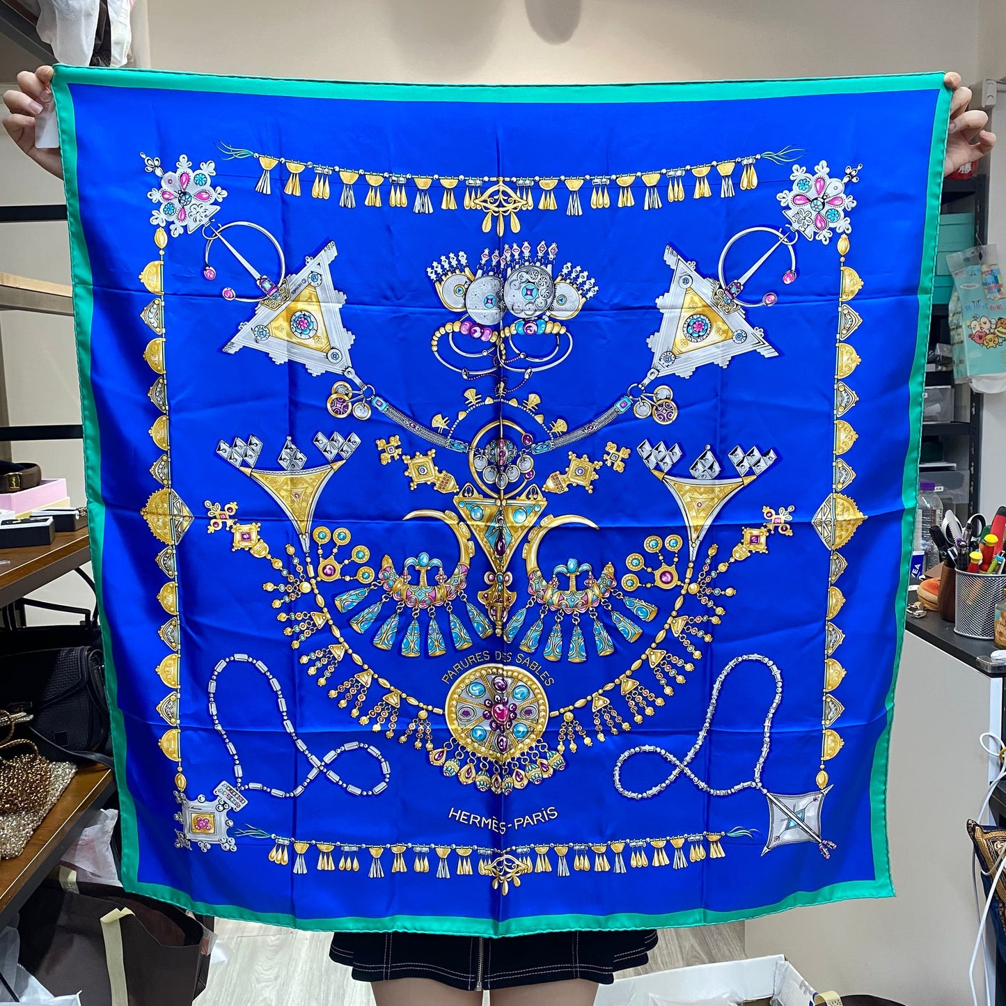 Hermes 100%真絲大絲巾 有tag