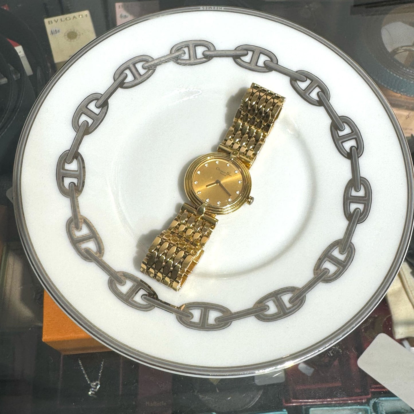 DIOR 金色閃鑽手錶