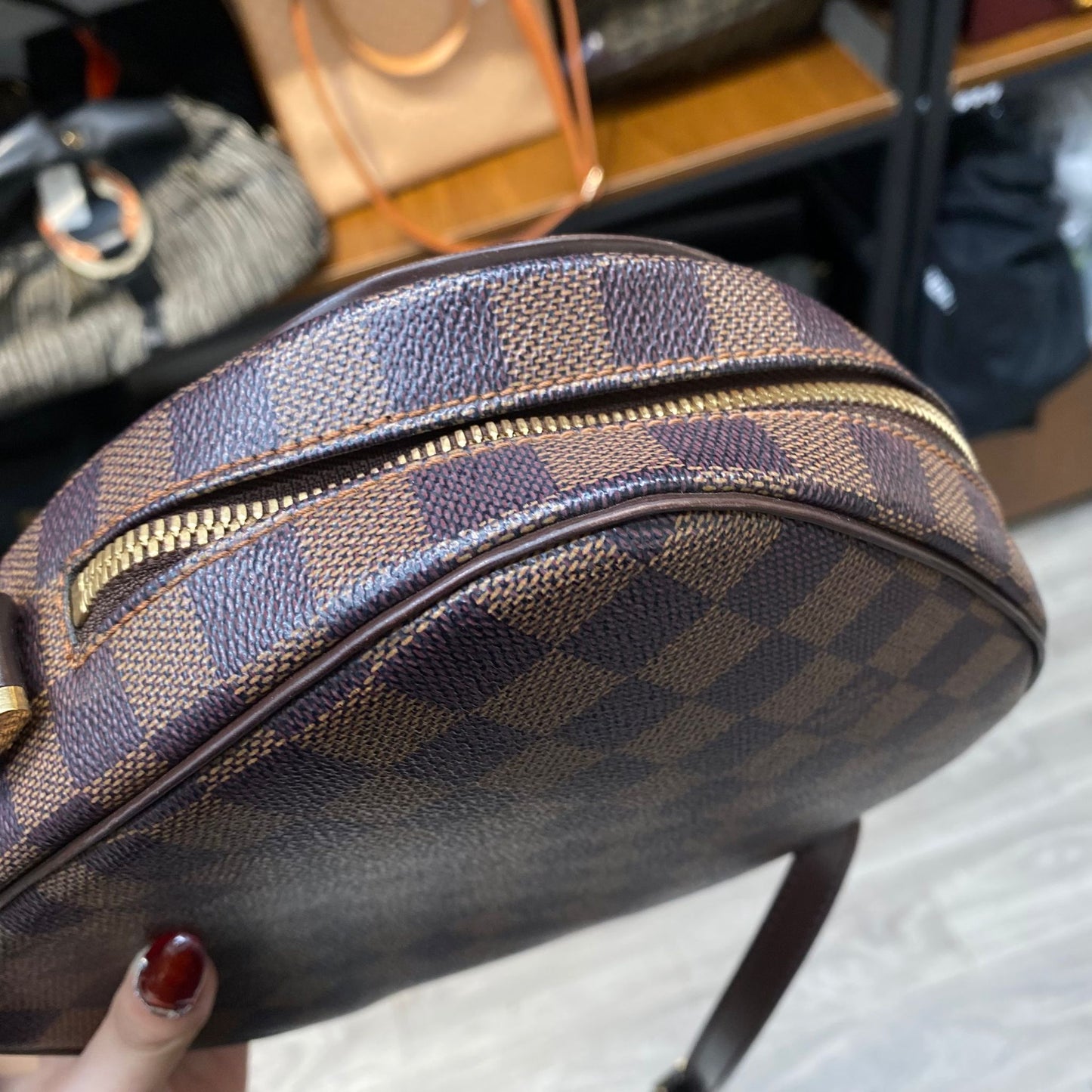 LV 棋盤斜孭袋