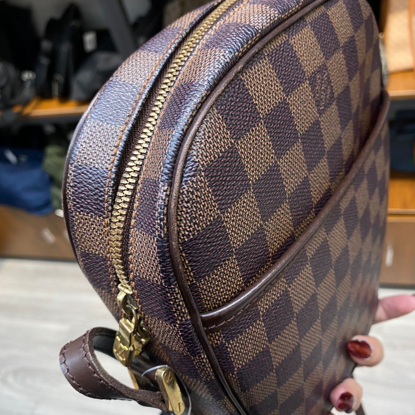 LV 棋盤斜孭袋