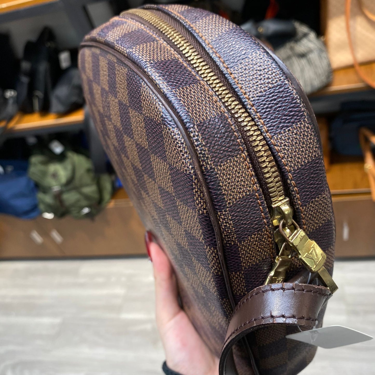 LV 棋盤斜孭袋