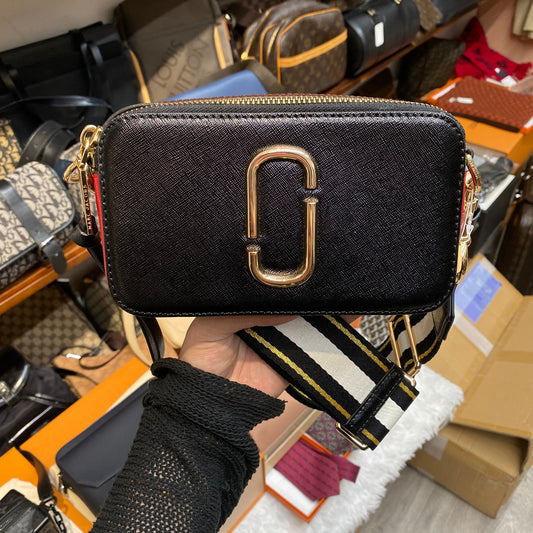 MARC JACOBS Snapshot