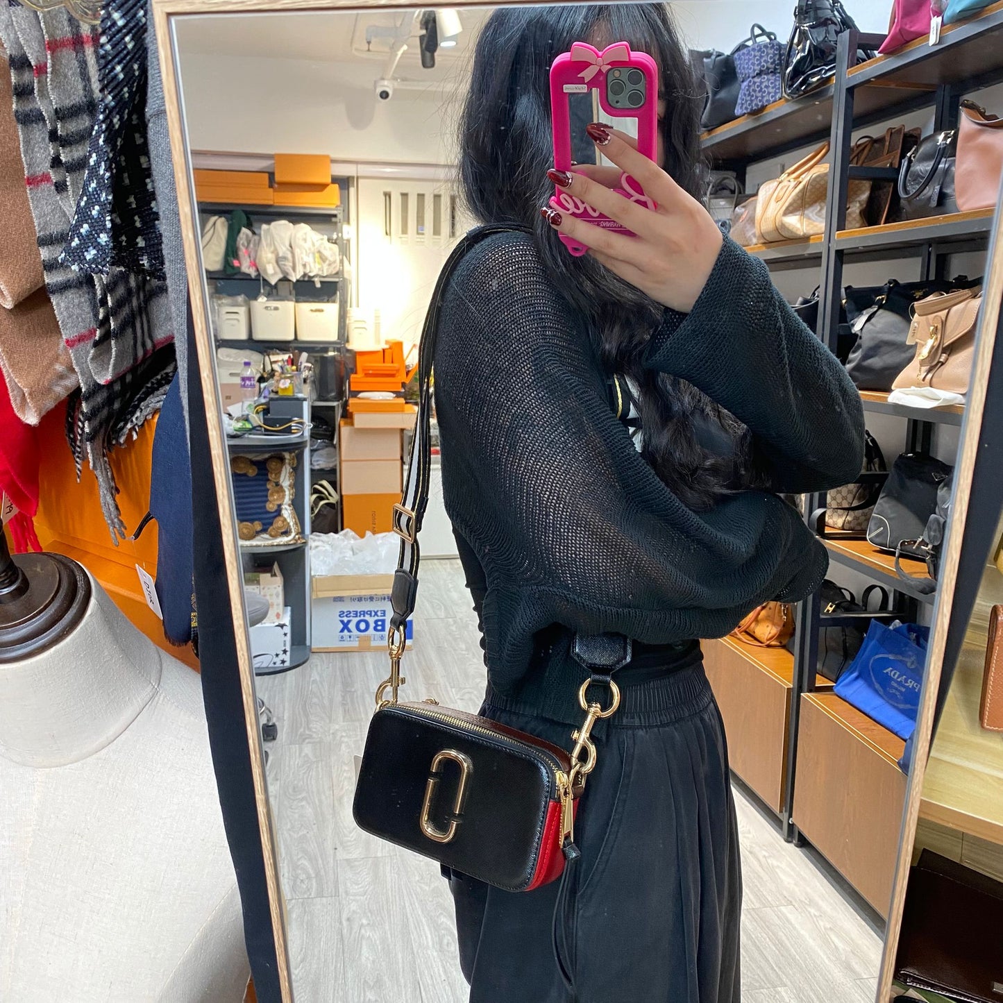 MARC JACOBS Snapshot