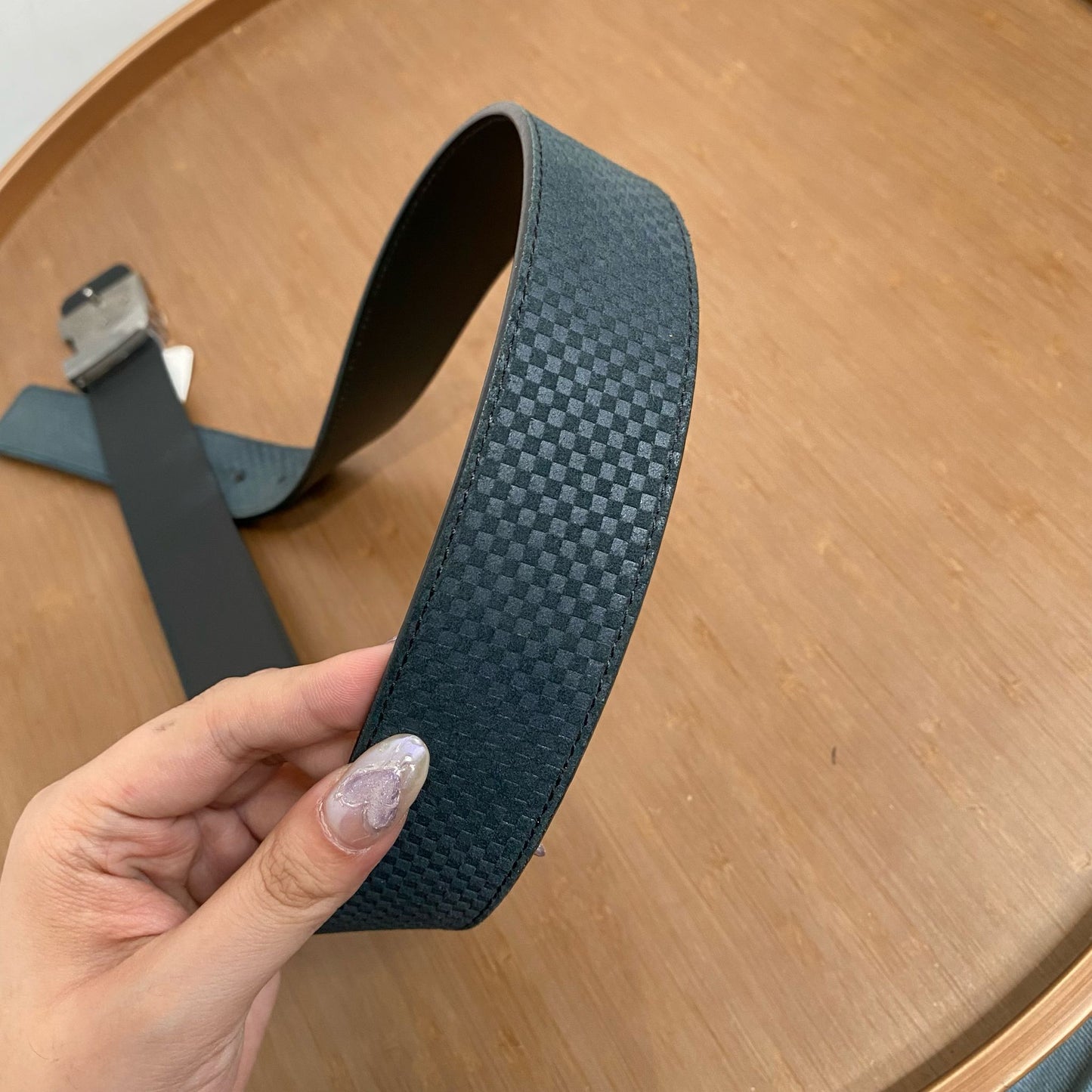 LV 男裝皮帶 有盒、塵袋