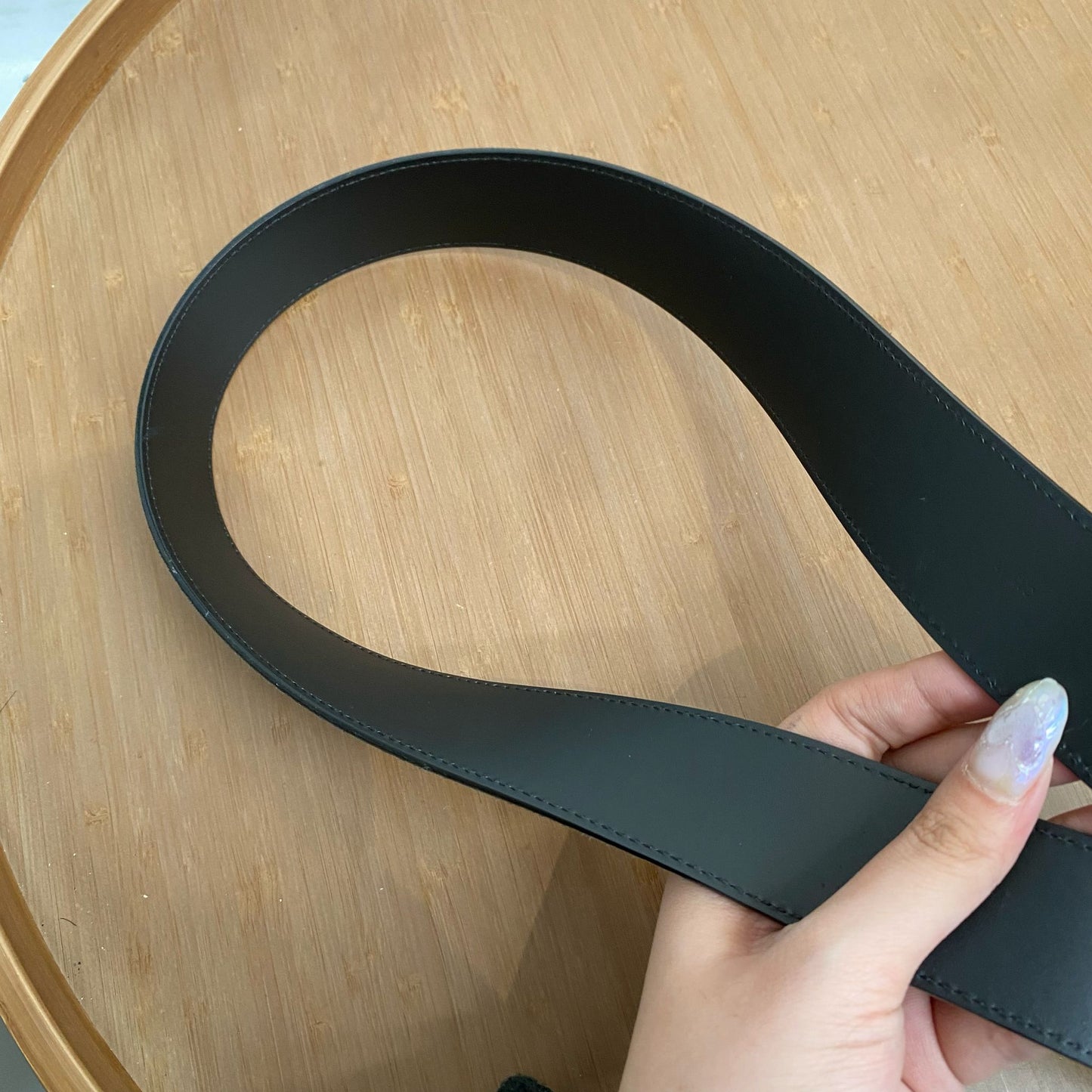 LV 男裝皮帶 有盒、塵袋