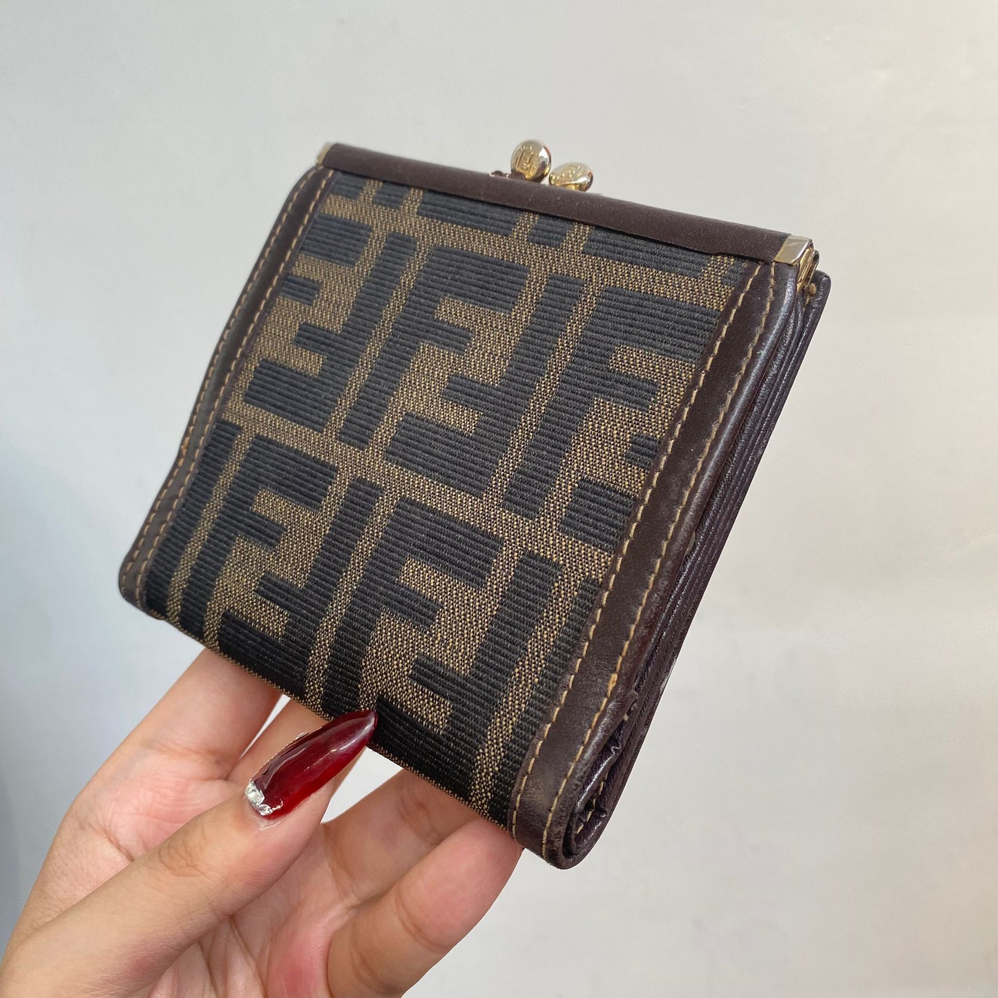 FENDI 短銀包
