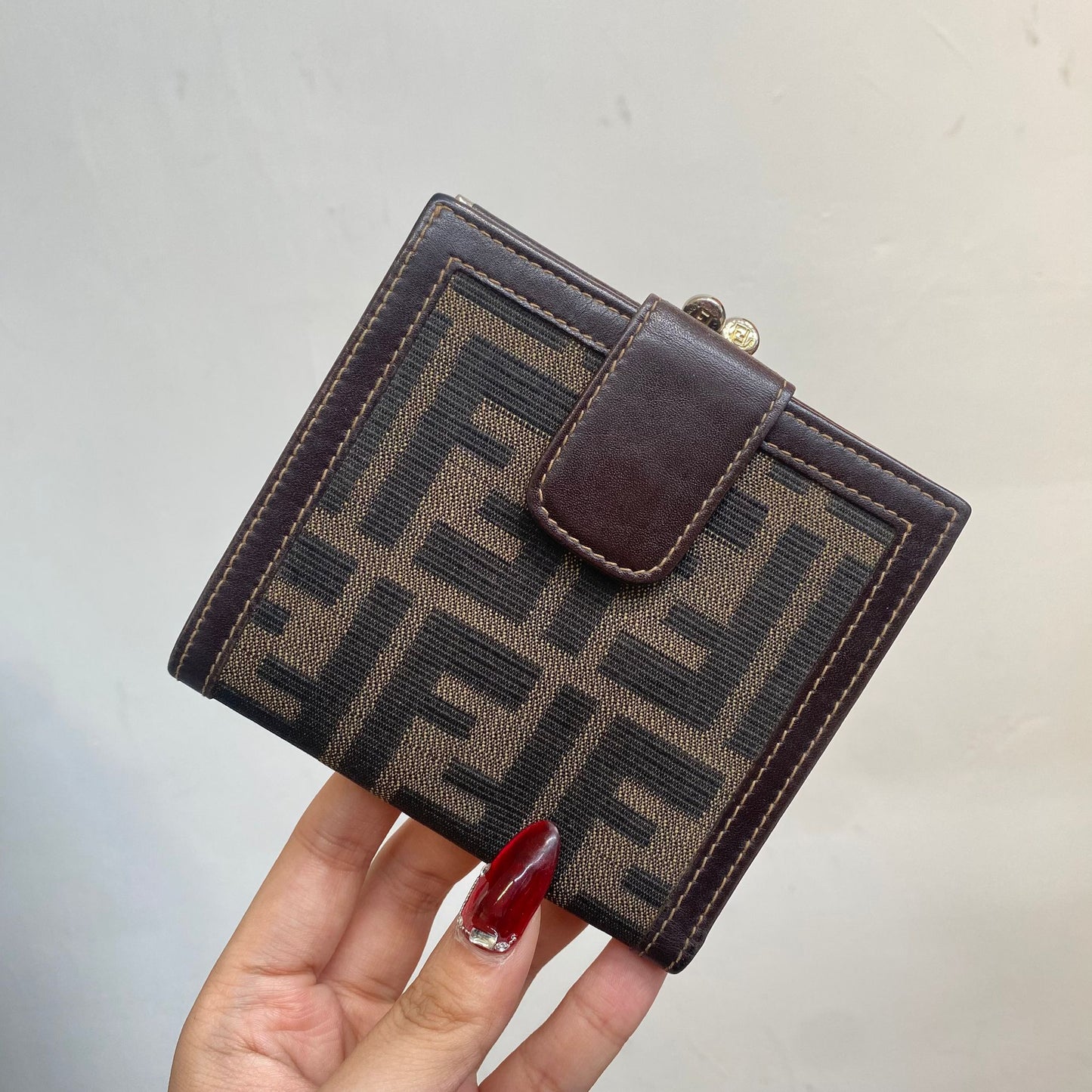 FENDI 短銀包
