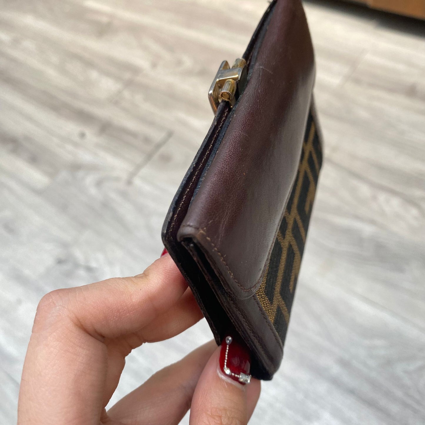 FENDI 短銀包