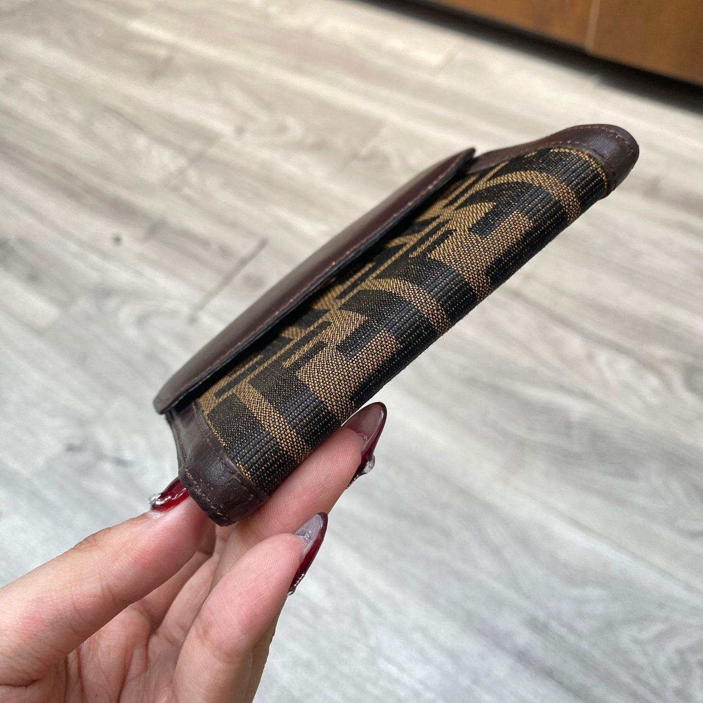 FENDI 短銀包