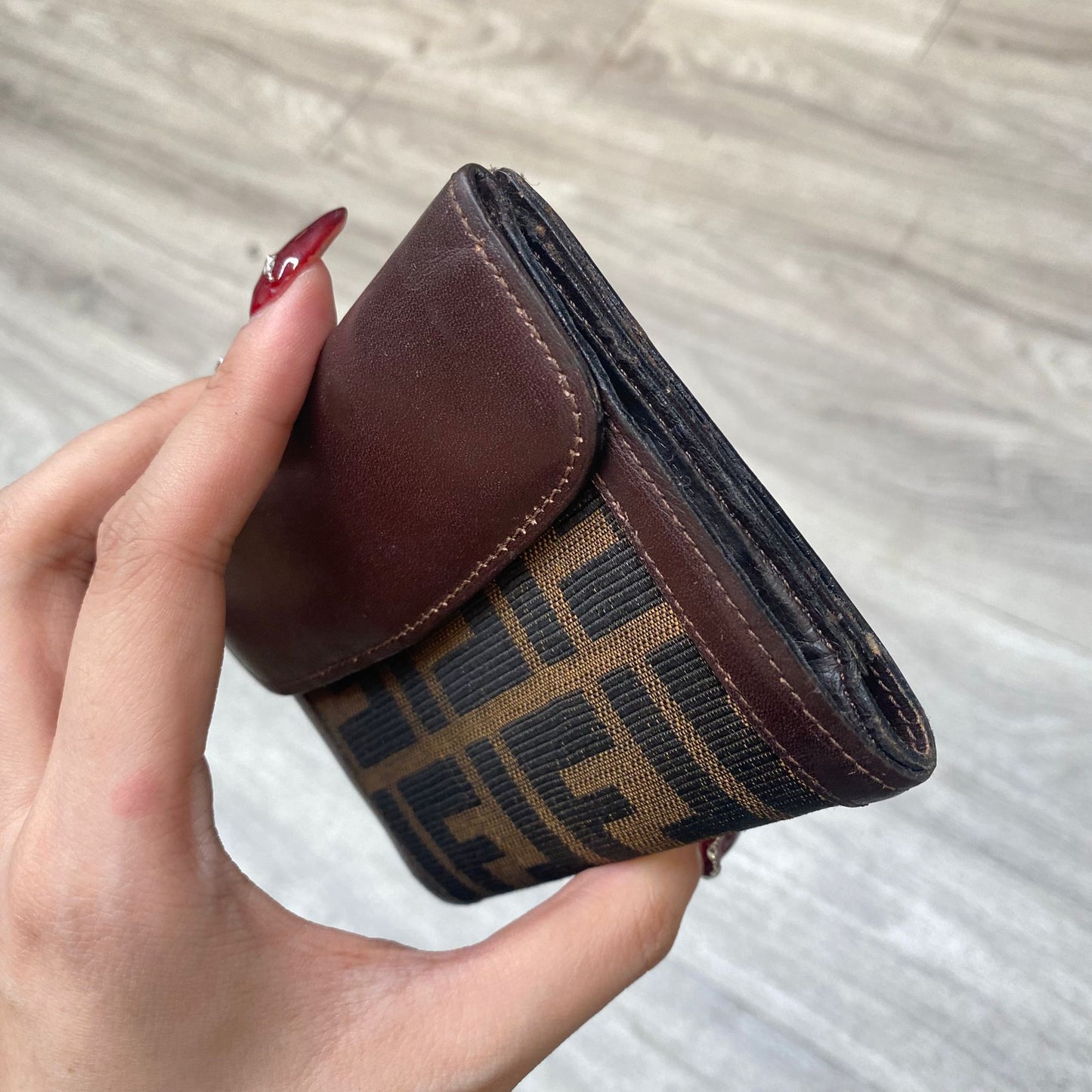 FENDI 短銀包