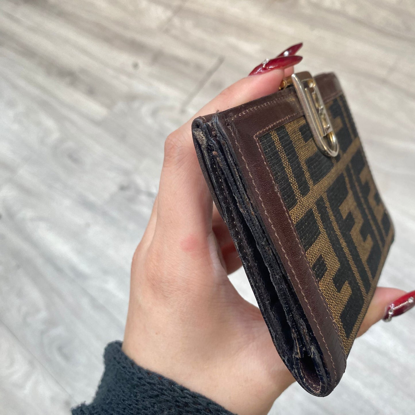 FENDI 短銀包