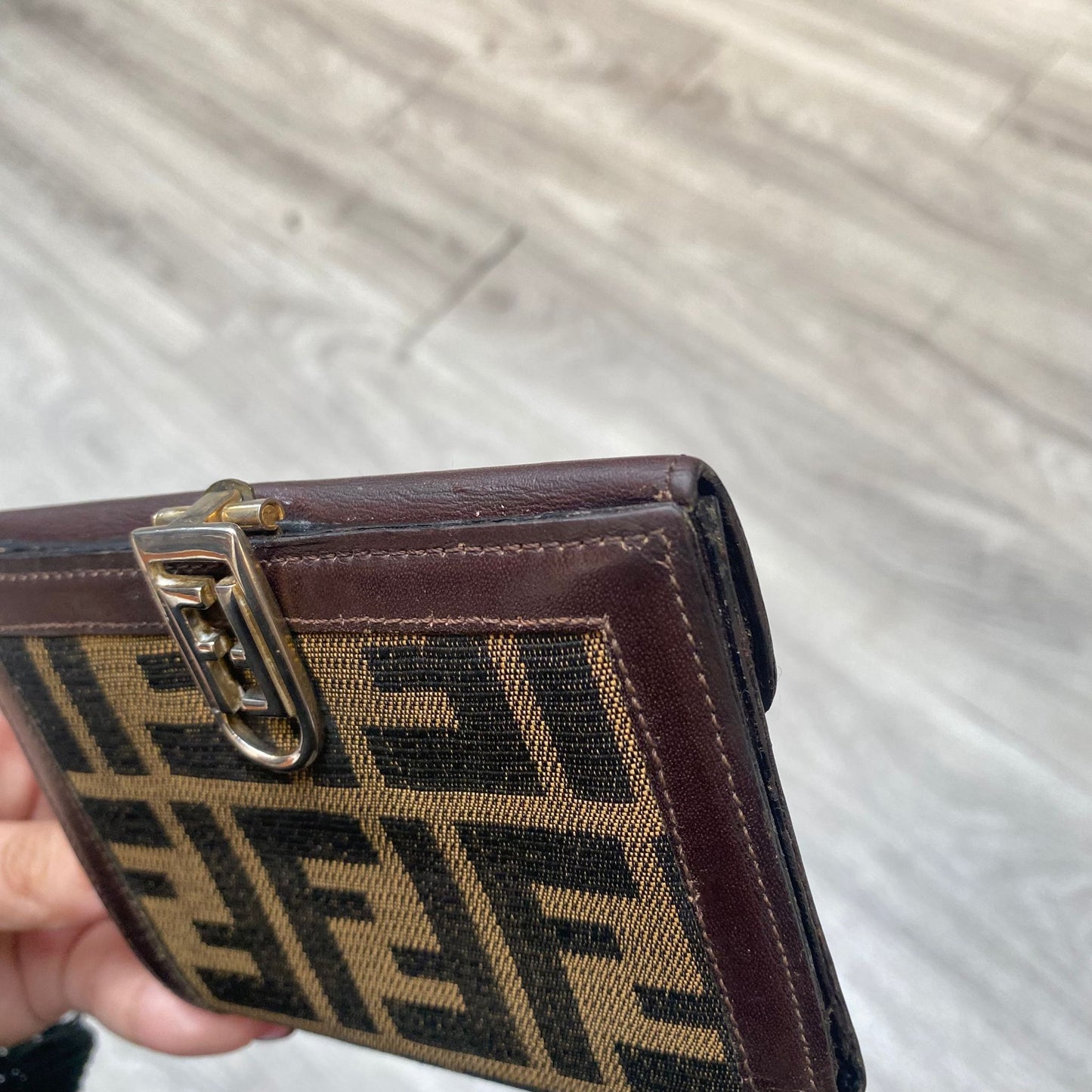 FENDI 短銀包