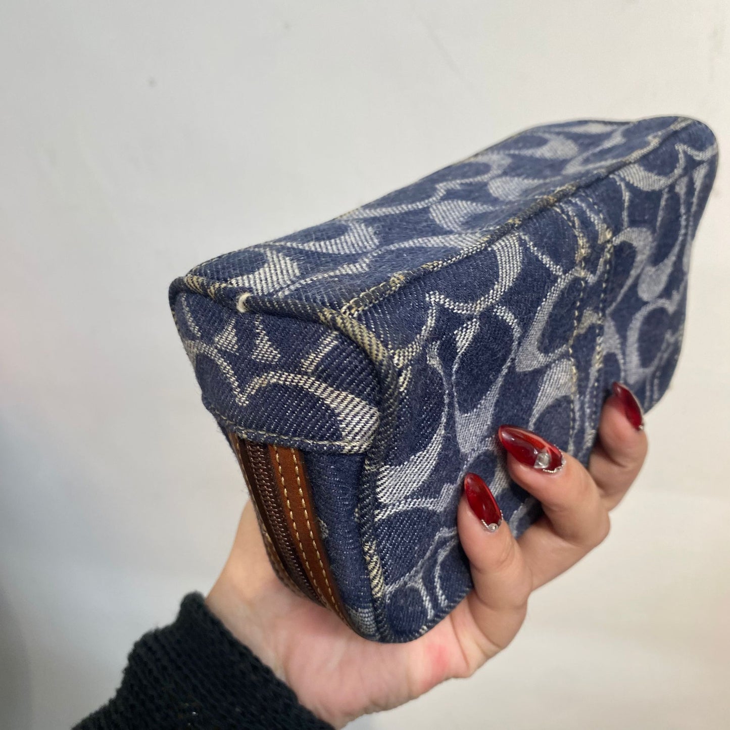 Coach 牛仔化妝袋