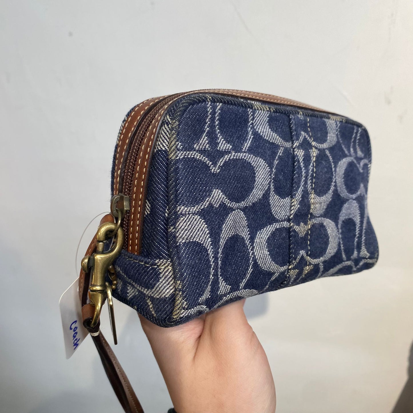Coach 牛仔化妝袋