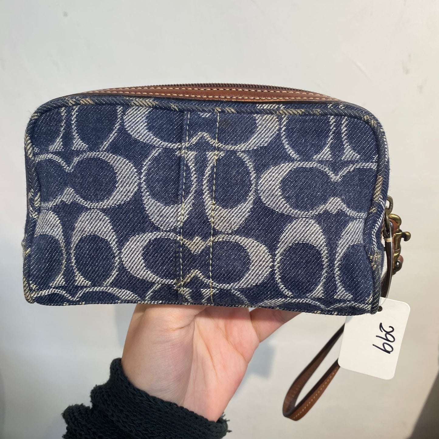 Coach 牛仔化妝袋