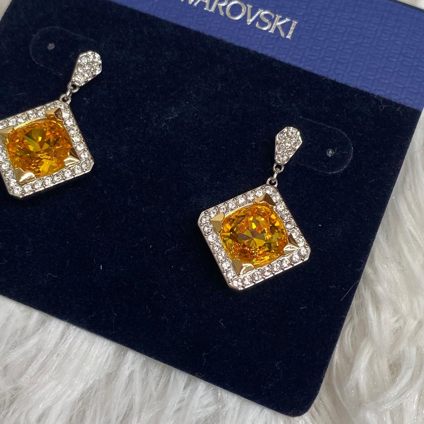 SWAROVSKI黃水晶耳針耳環